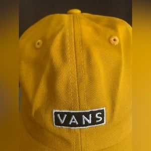 Vans yellow hat